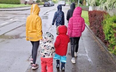 Kreative Ideen für Regentage in der Tagesfamilie